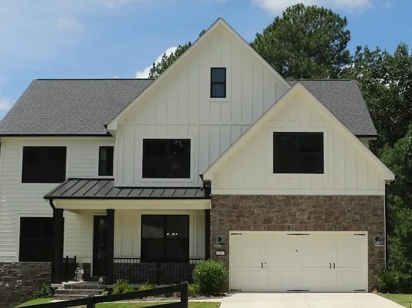 93 Riverwalk Manor Dr, Dallas, GA 30132