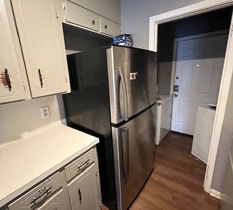 4th image of 1111 Eastside Dr