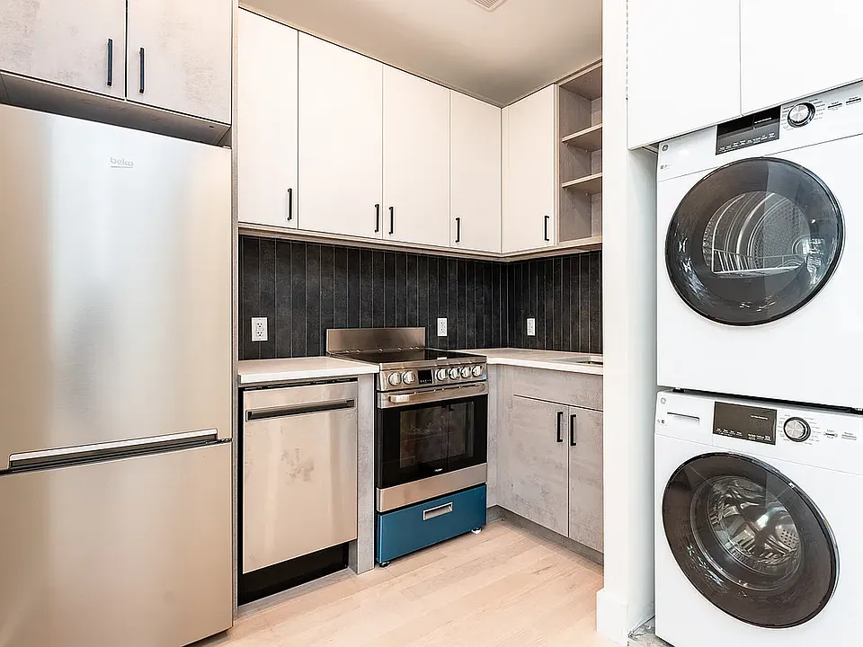 357 Flatbush Ave #203