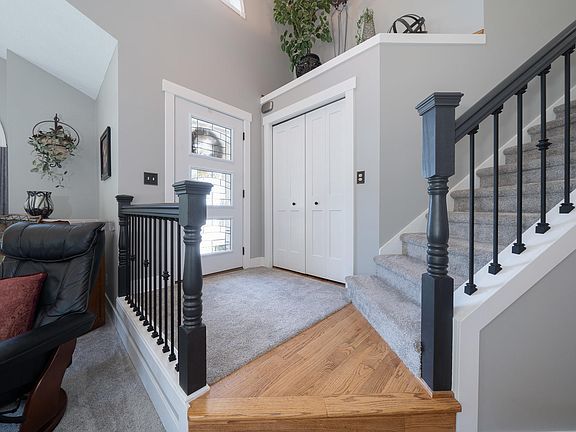 4th image of 5564 Stowehill Dr SE