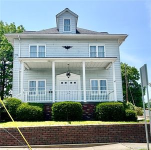 302 S Main St, Masontown, PA, 15461