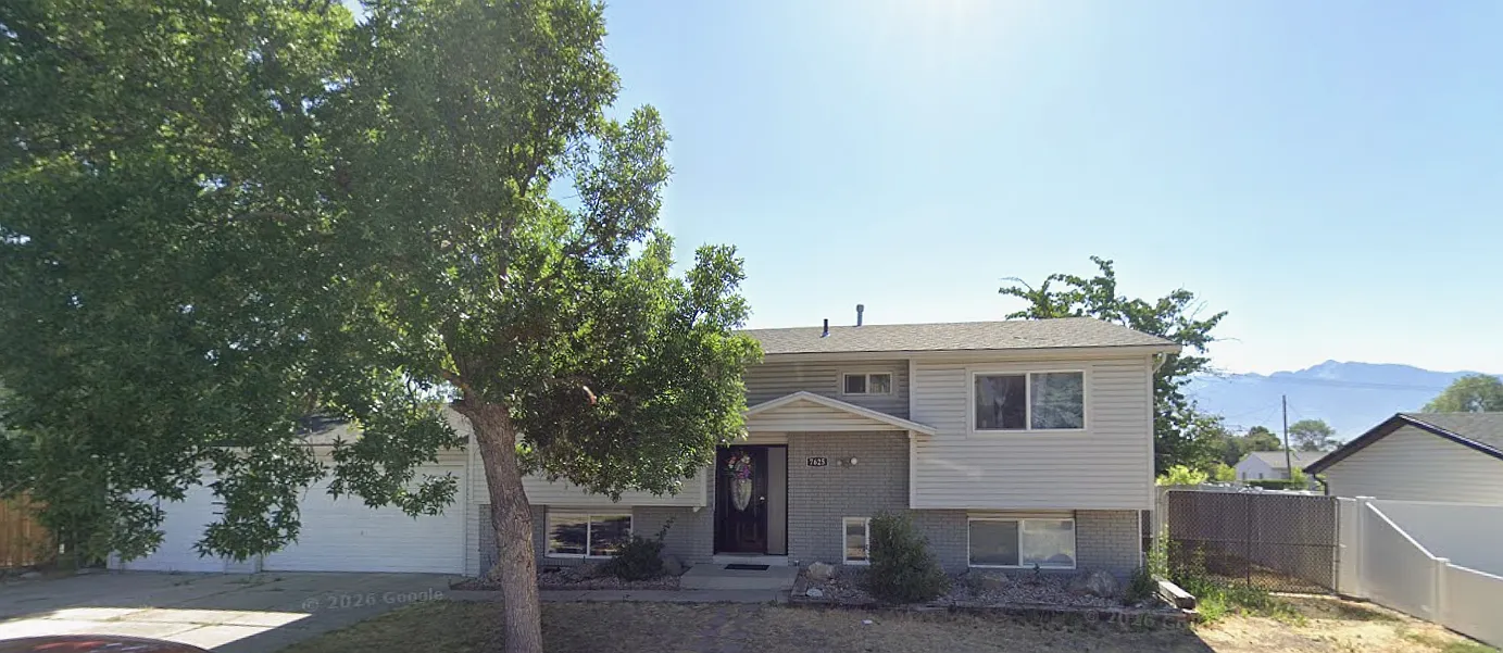 2 bed, 1100 sqft, $1,900 — Photo 1