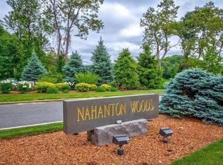 210 Nahanton St APT 415, Newton, MA 02459
