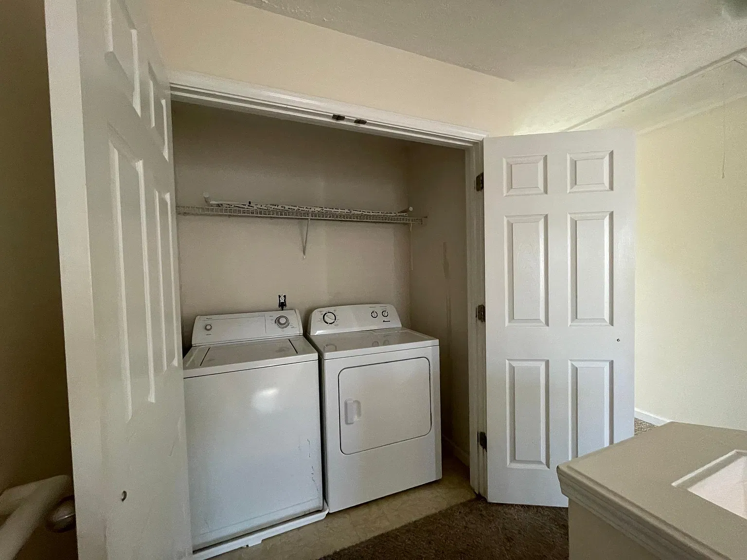 3 bed, 2.5 bath, 1595 sqft, $2,275 — Photo 4