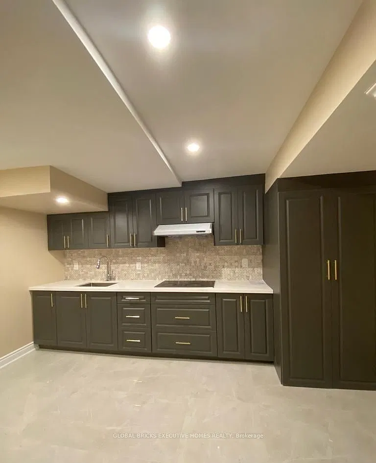 2 bed, $1,950 — Photo 2