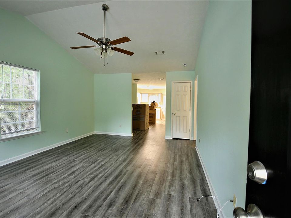 1st image of 4469 Belair Dr Suite 1