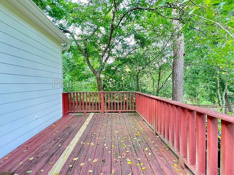 428 E Side Ave SE — Photo 28