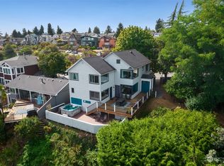 3576 SW Admiral Way, Seattle, WA 98126
