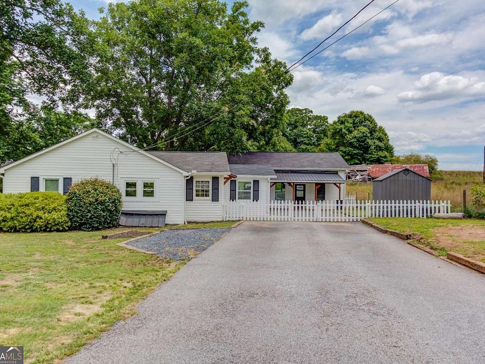 1st image of 2851 Harbins Rd SE