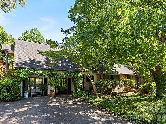 5th image of 3110 Robinwood Rd