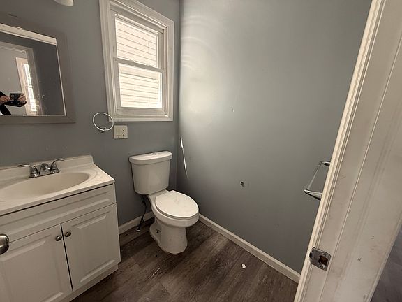 5th image of 70 Willoughby St Floor 1