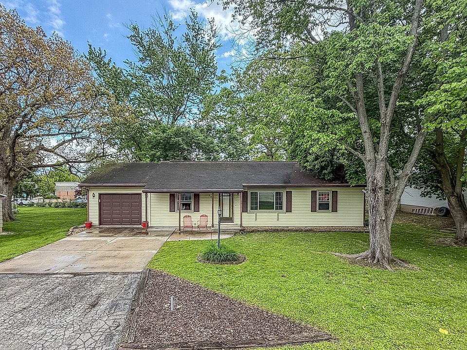 1st image of 306 Willow Ln