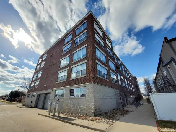 98 Northbound Gratiot Ave Unit 21, Mount Clemens, MI 48043