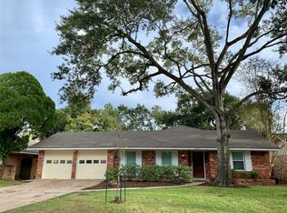 10515 Brinwood Dr, Houston, TX 77043