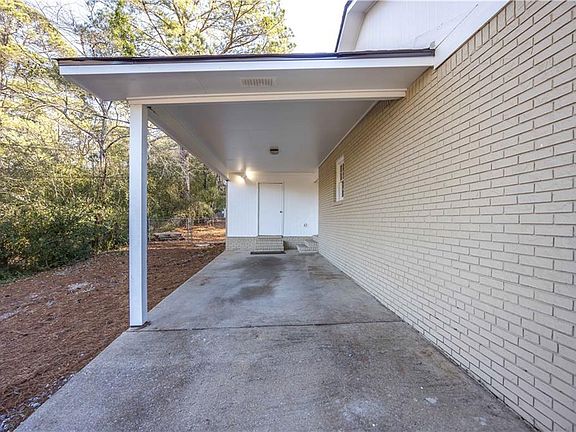 3rd image of 2500 Poyner Dr