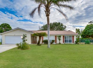 495 Dolphin St, Melbourne Beach, FL 32951