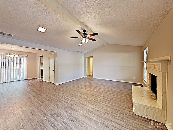 4th image of 1133 Harvest Hill Cir