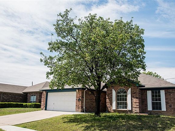 2nd image of 6708 Clear Creek Dr