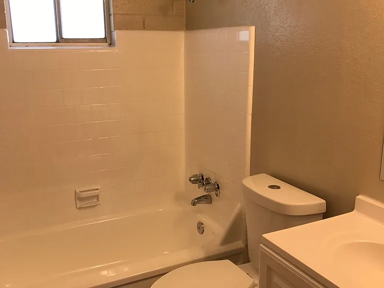 Alexsi Apartments — Photo 12