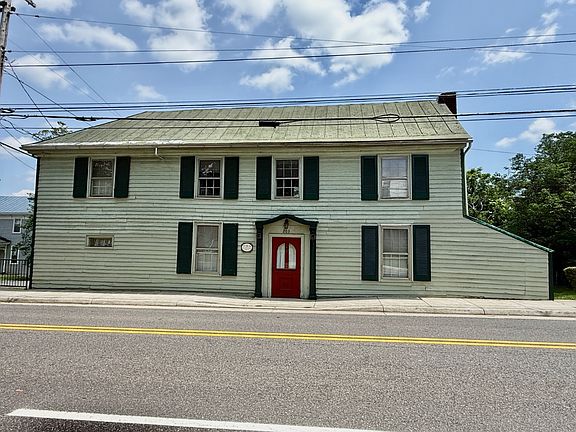2nd image of 203 S Main St