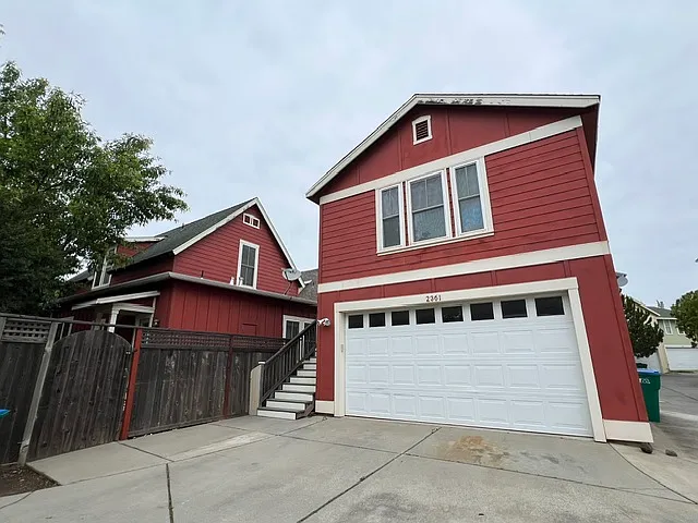 2361 England St #1/2 — Photo 13