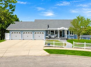 1300 Territory Dr, Bismarck, ND 58503