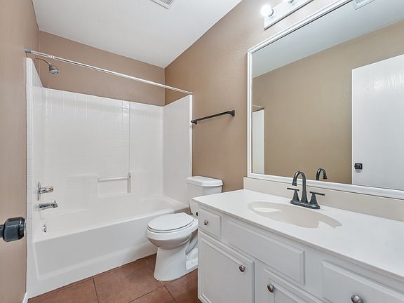 4th image of 2054 Wild Creek Ct