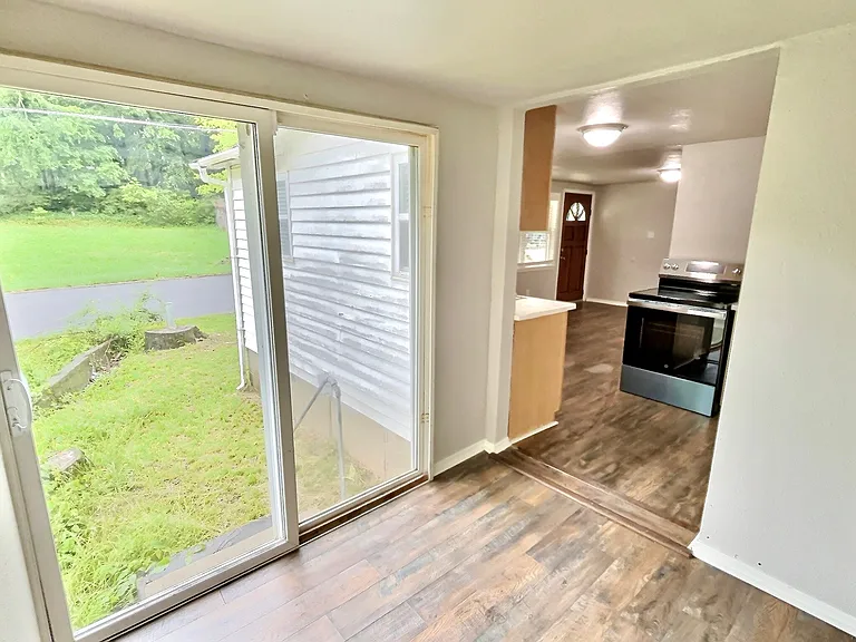 411 Palmetto St — Photo 10
