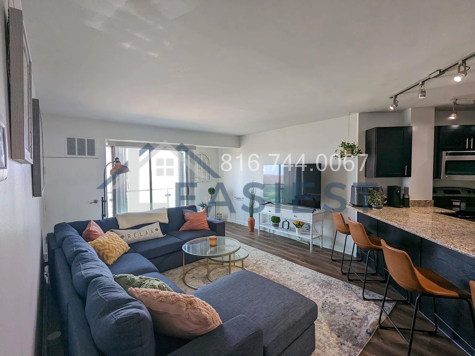 2 bed, 942 sqft, $1,795 — Photo 4