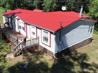 212 Zandale Ln, Charleston, WV 25320