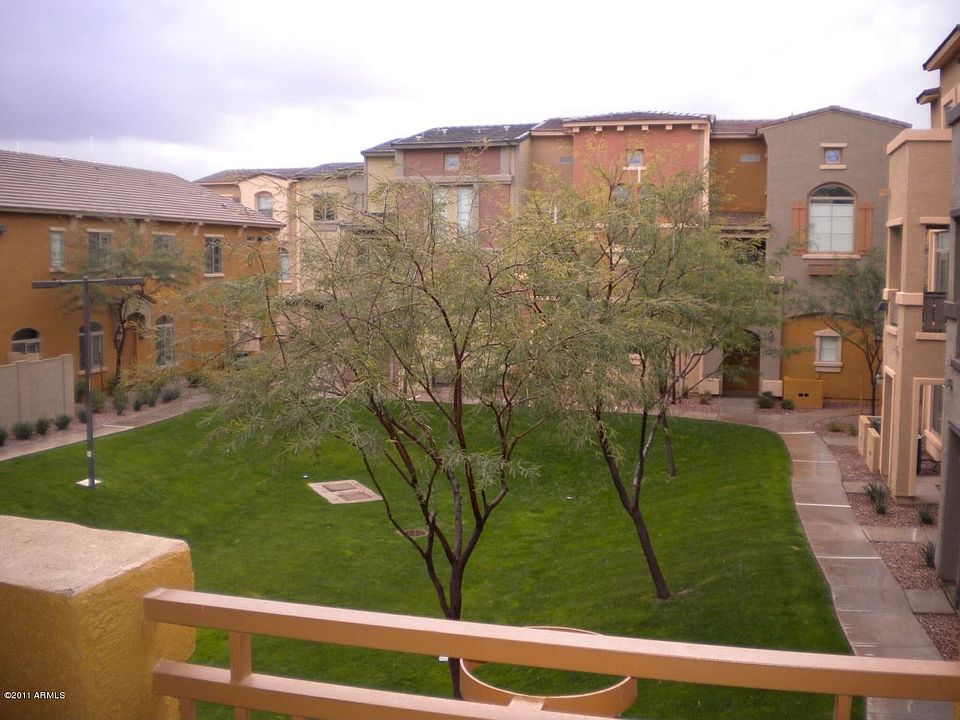 2nd image of 2402 E 5th St