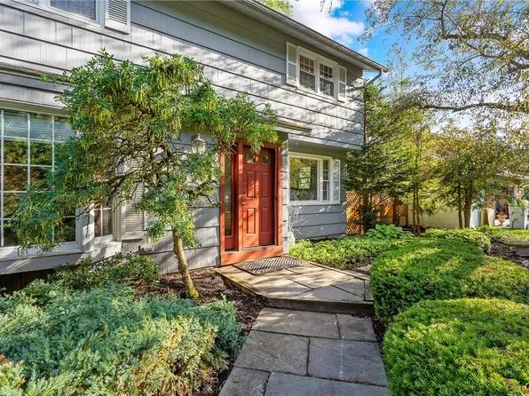 152 Brookside Ln, Fayetteville, NY 13066