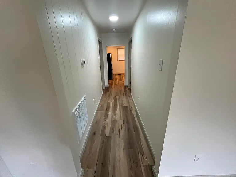 105 Lakeview St — Photo 7
