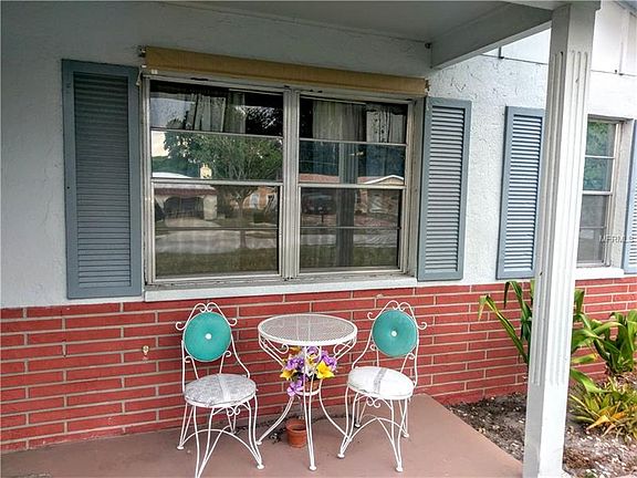 2nd image of 940 Pompano Ave