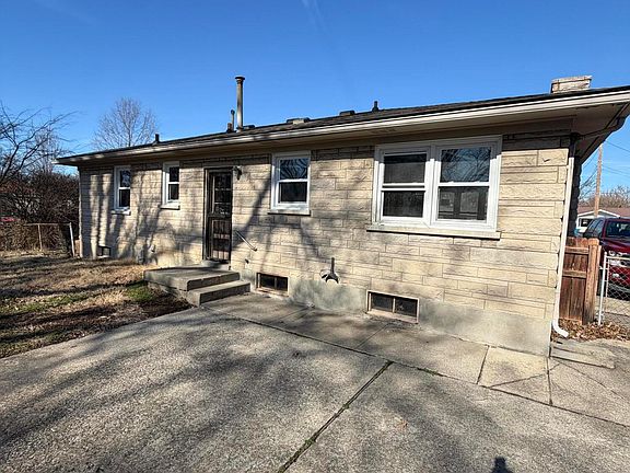 5th image of 5012 Paramount Dr