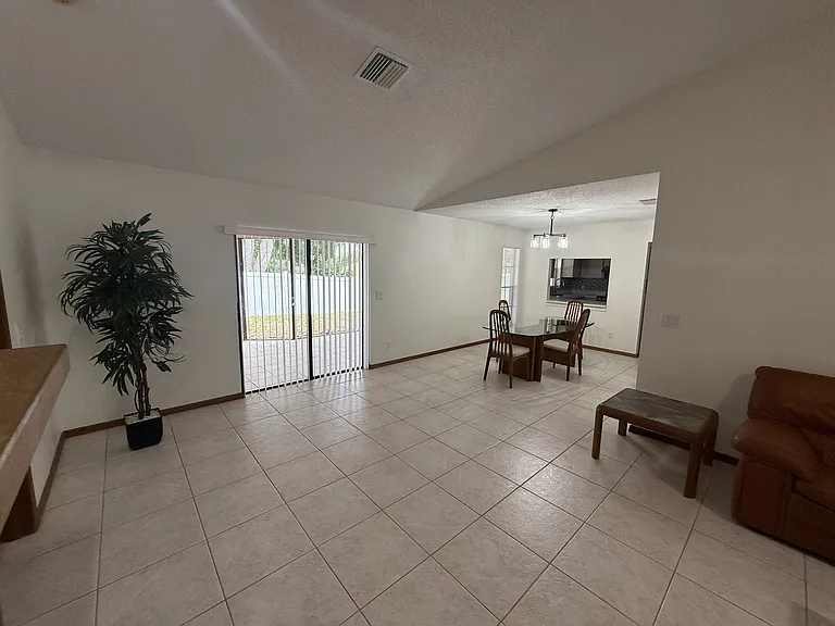 3197 Orchard Highland Dr — Photo 9