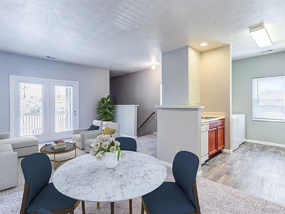 4th image of 10230 Avalon Way #20-04