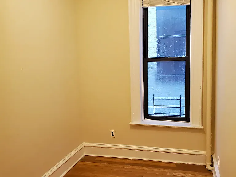 449 3rd St #3R — Photo 23
