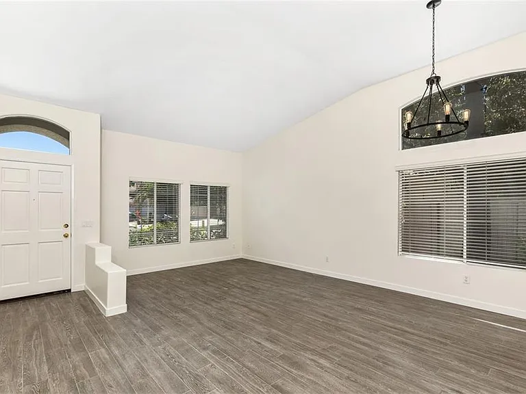 45095 Corte Carolina — Photo 4