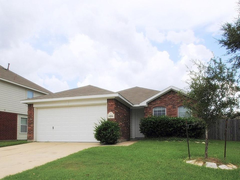 1st image of 6806 Silver Shores Ln