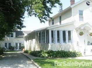 8 Cove Ave, Norwalk, CT 06855