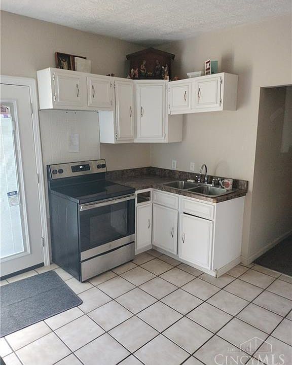 1st image of 2604 Hoover Ave
