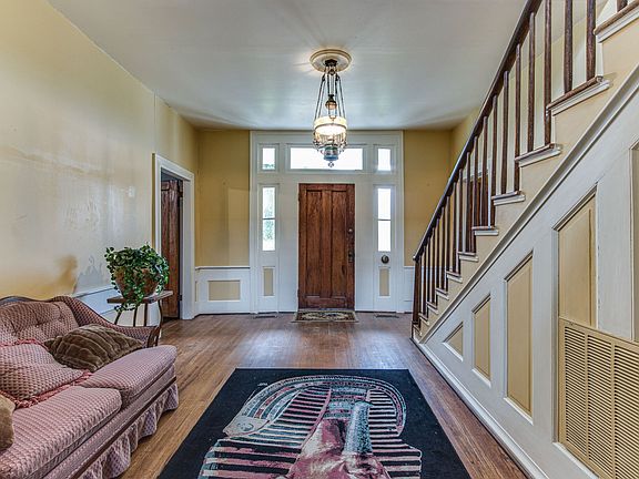 4th image of 113 Summitt St