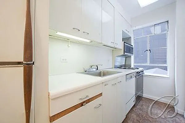 Sold by Bellmarc Realty | media 9