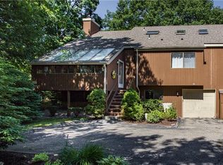 331 Jean Ct, Shelton, CT 06484