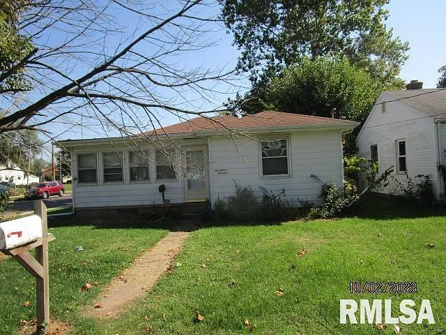 1700 S Laramie St photo 1