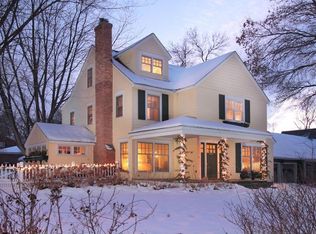 4201 W 42nd St, Edina, MN 55416
