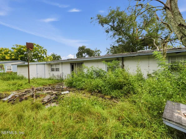 7521 PINNACLE Drive, Jacksonville, FL 32221