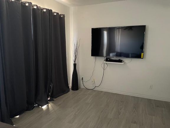 4th image of 1122 S Beach Cir