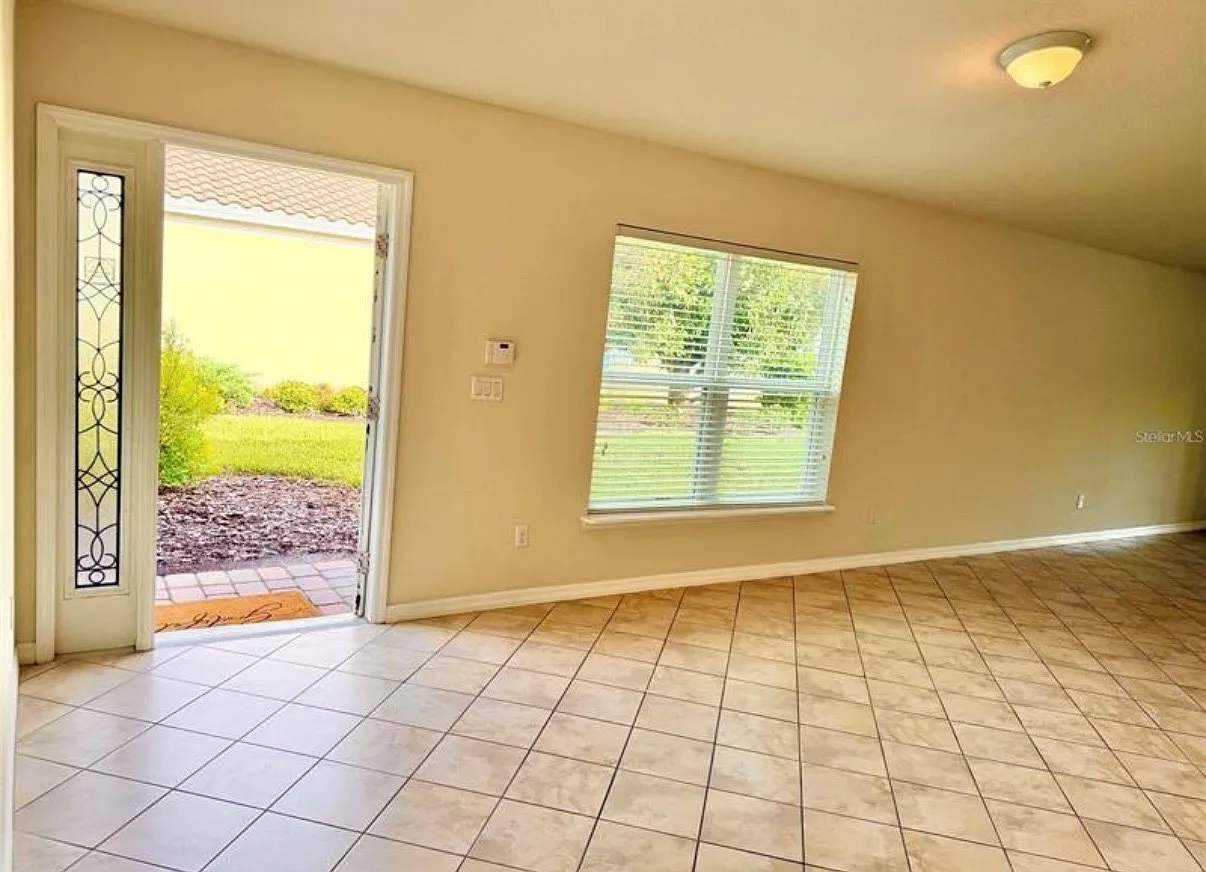 3 bed, 1554 sqft, $2,750 — Photo 4